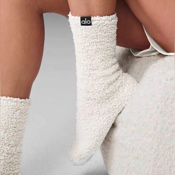 BNWT ALO Yoga Women’s Plush Lush Chenille Socks O/S Ivory - Picture 3 of 7